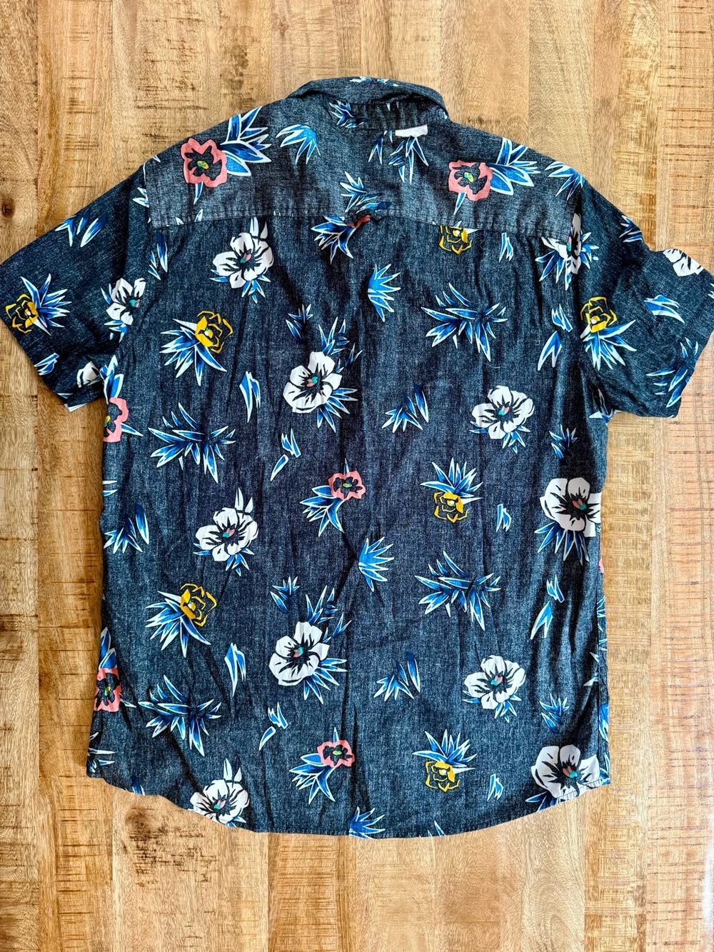 Urban Pipeline Floral Hawaiian Button Front Shirt Men’s Large Blue Tropical